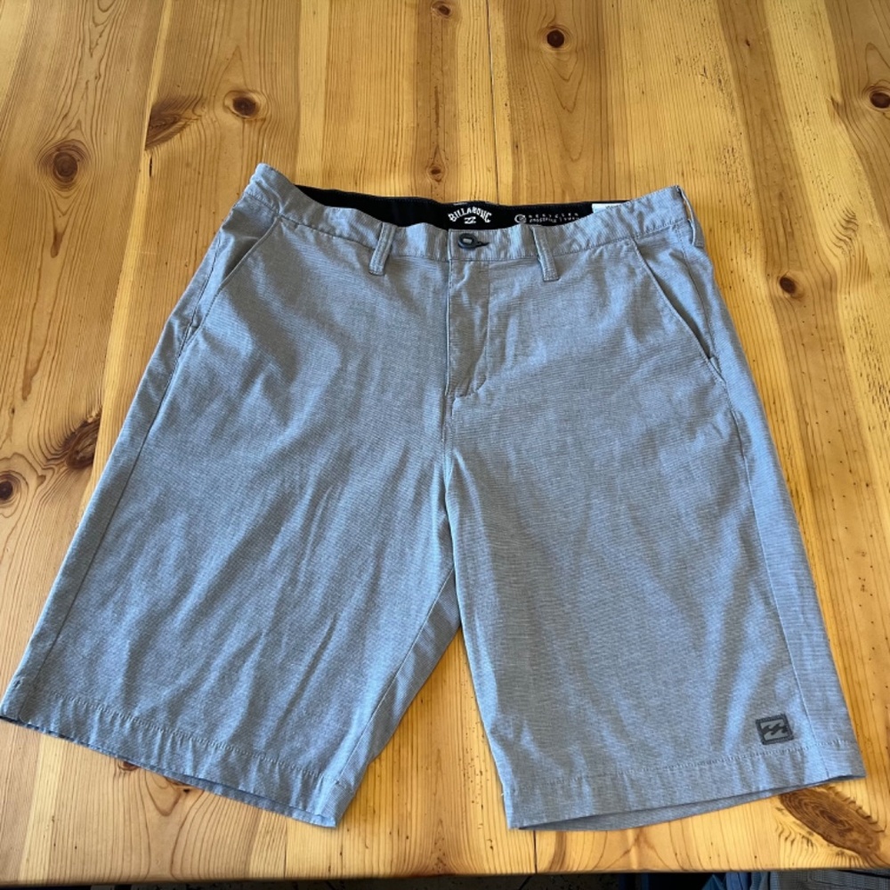 Billabong Recycler Crossfire Submersibles Gray Shorts- Size 34